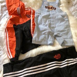 Giants clothes for your little one.